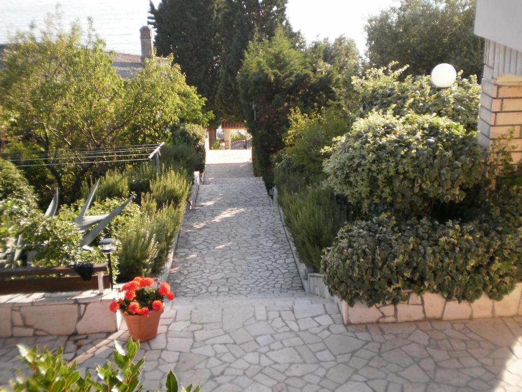Apartments Pinezic Martinšćica Cameră foto